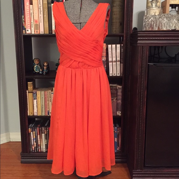 H&M Dresses & Skirts - 🍦Orange flowy H&M v-neck sleeveless dress